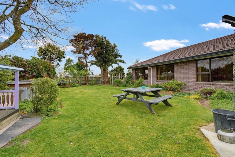 Photo of property in 16 Chattertons Road, Templeton, Christchurch, 7676