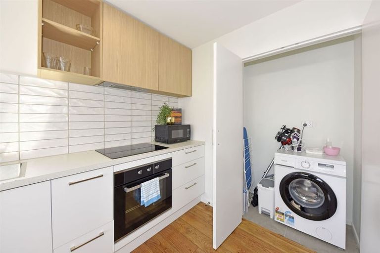 Photo of property in 5/7 Dickens Street, Addington, Christchurch, 8024