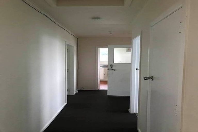 Photo of property in 141 Castor Crescent, Cannons Creek, Porirua, 5024