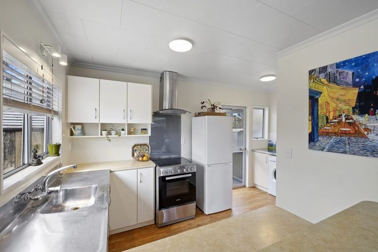 Photo of property in 7a Bedford Street, Fitzroy, New Plymouth, 4312