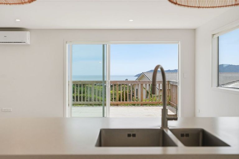 Photo of property in 34 Eagles Way, Cable Bay, 0420