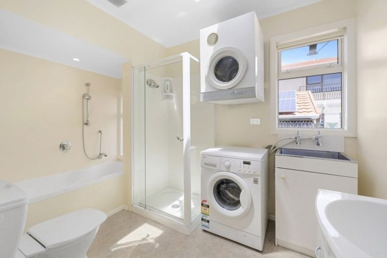 Photo of property in 86 Rosetta Road, Raumati South, Paraparaumu, 5032