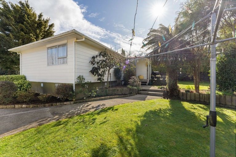 Photo of property in 4 Willowbrook, Eltham, 4322