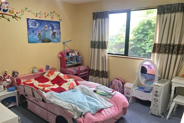 Photo of property in 13 Arkwright Place, Halswell, Christchurch, 8025