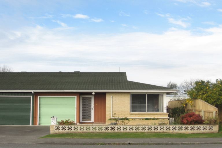 Photo of property in 300 Southland Road, Hastings, 4122