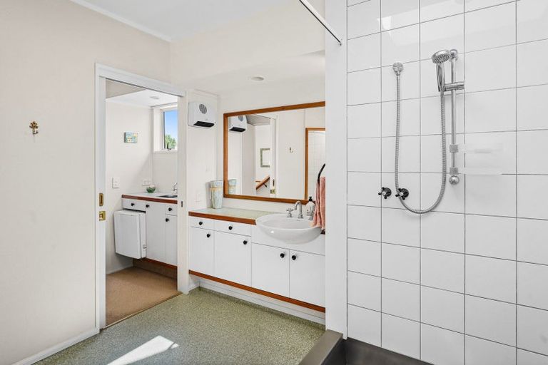 Photo of property in 68 Links View Drive, Omokoroa, 3114