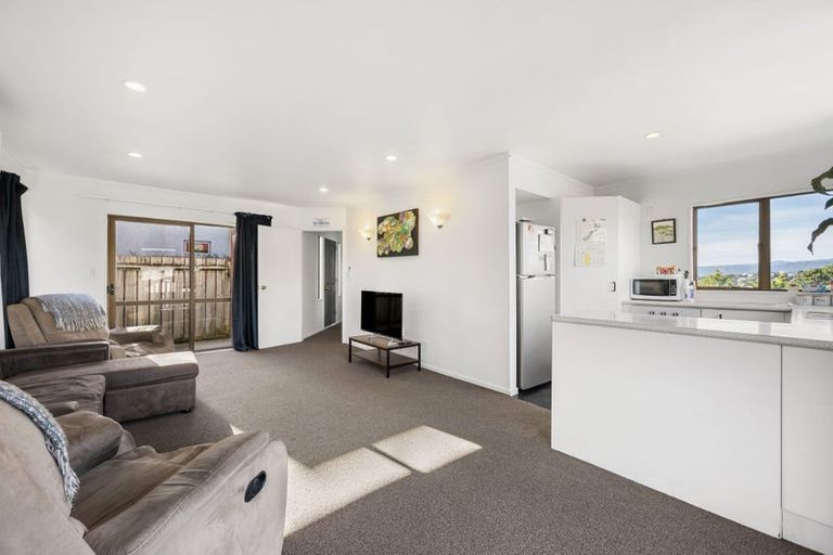 Photo of property in 2 Kaikoura Street, Maupuia, Wellington, 6022