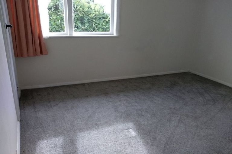 Photo of property in 4/41 Greenslade Crescent, Northcote, Auckland, 0627