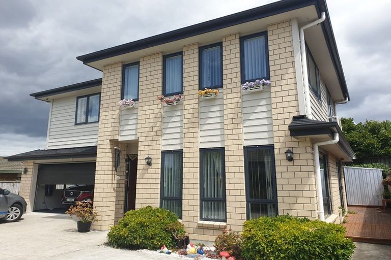 Photo of property in 14 Nandi Lane, Ranui, Auckland, 0612