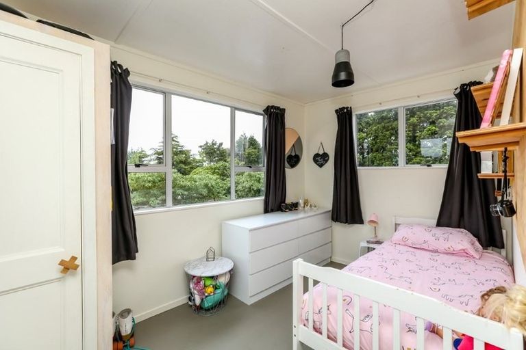 Photo of property in 525 Mangorei Road, Highlands Park, New Plymouth, 4312