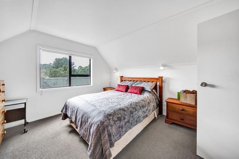 Photo of property in 69 Arundel Crescent, Westown, New Plymouth, 4310