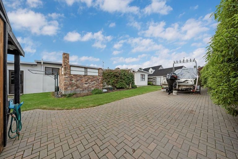 Photo of property in 49 Kurnell Drive, Botany Downs, Auckland, 2010