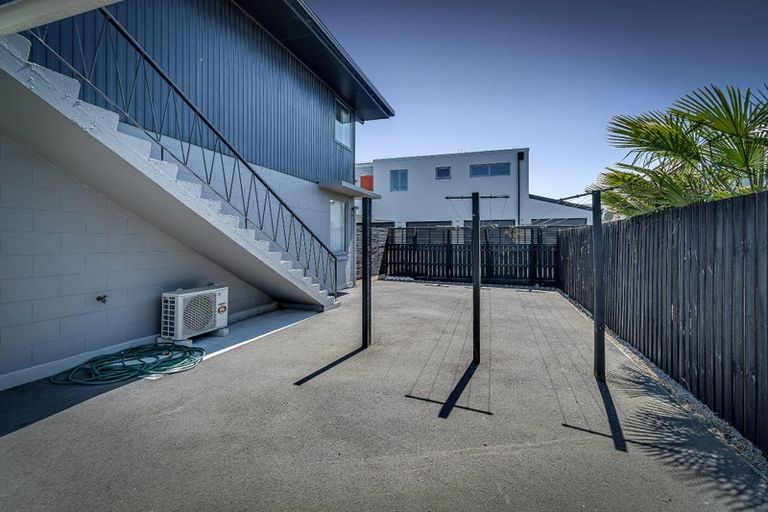 Photo of property in 12/22 Springfield Road, St Albans, Christchurch, 8014