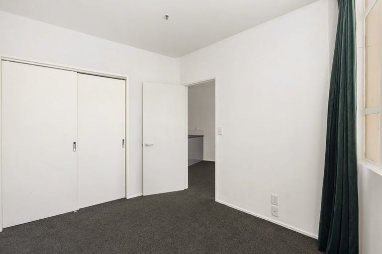 Photo of property in Hume House, 9/152 The Terrace, Wellington Central, Wellington, 6011