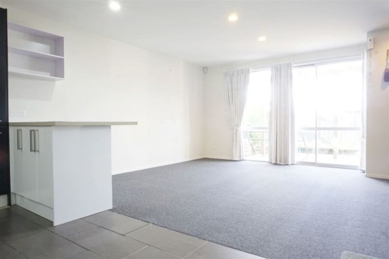 Photo of property in 99 Albionvale Road, Glen Eden, Auckland, 0602