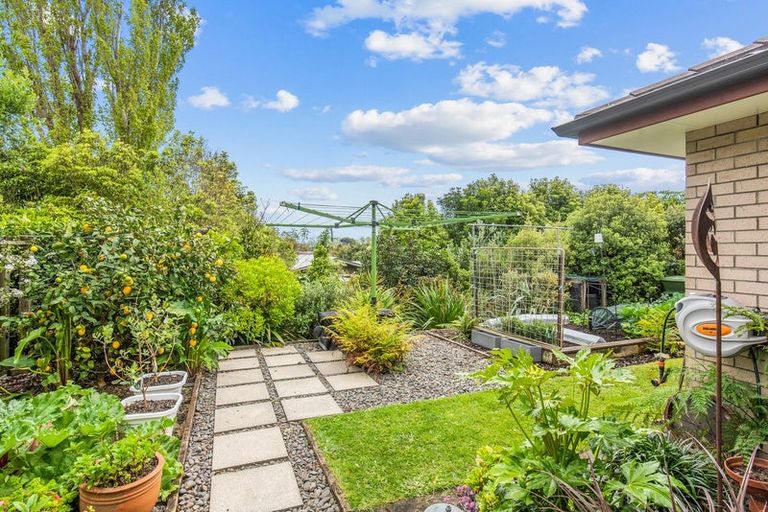 Photo of property in 6 Matuhi Street, Waikanae, 5036