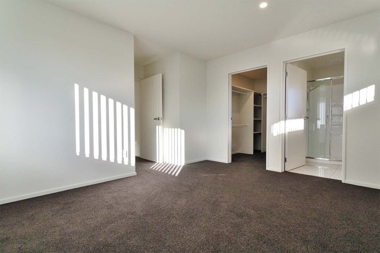 Photo of property in 5 Keeper Close, Woodend, 7610