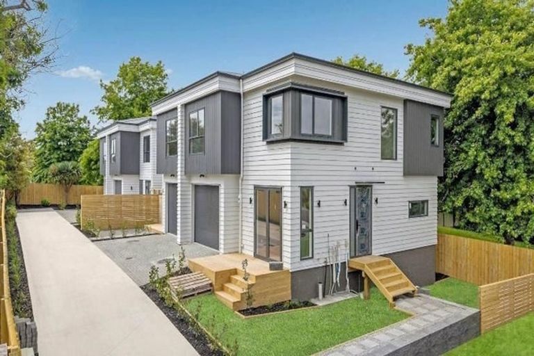 Photo of property in 36b Whitford Road, Botany Downs, Auckland, 2014