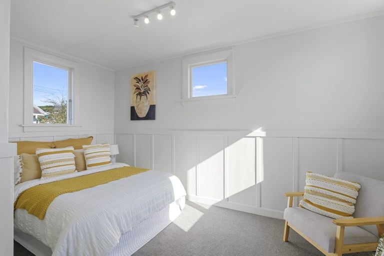 Photo of property in 87 Saint Andrews Hill Road, Mount Pleasant, Christchurch, 8081