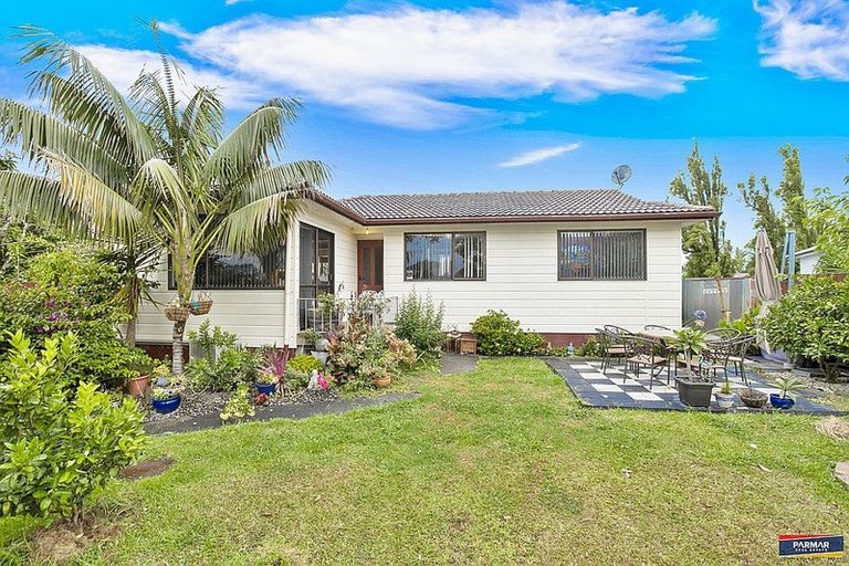 Photo of property in 45 Luanda Drive, Ranui, Auckland, 0612