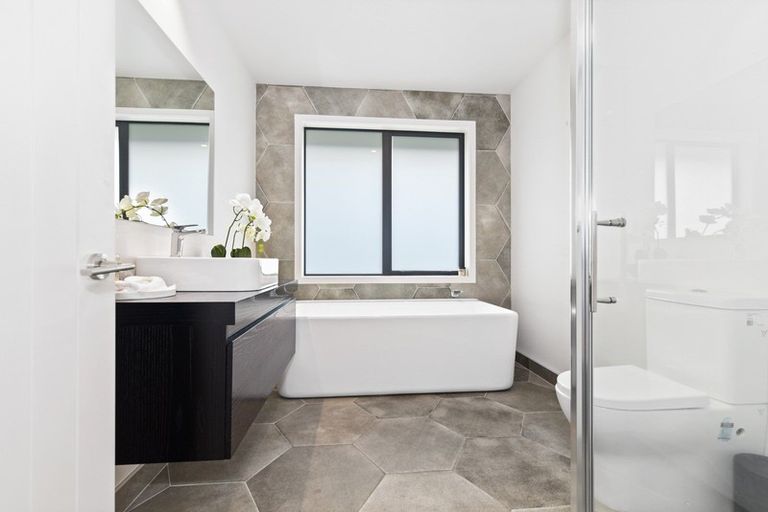 Photo of property in 35 Roy Hilton Drive, Flagstaff, Hamilton, 3210