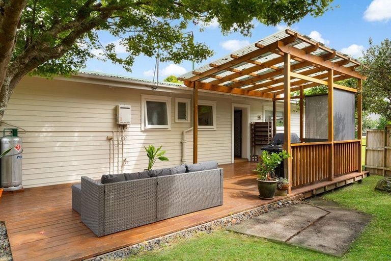 Photo of property in 9 Bowman Road, Forrest Hill, Auckland, 0620