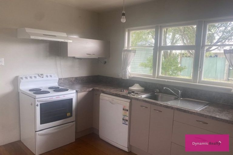 Photo of property in 25 Lyndhurst Crescent, Aranui, Christchurch, 8061