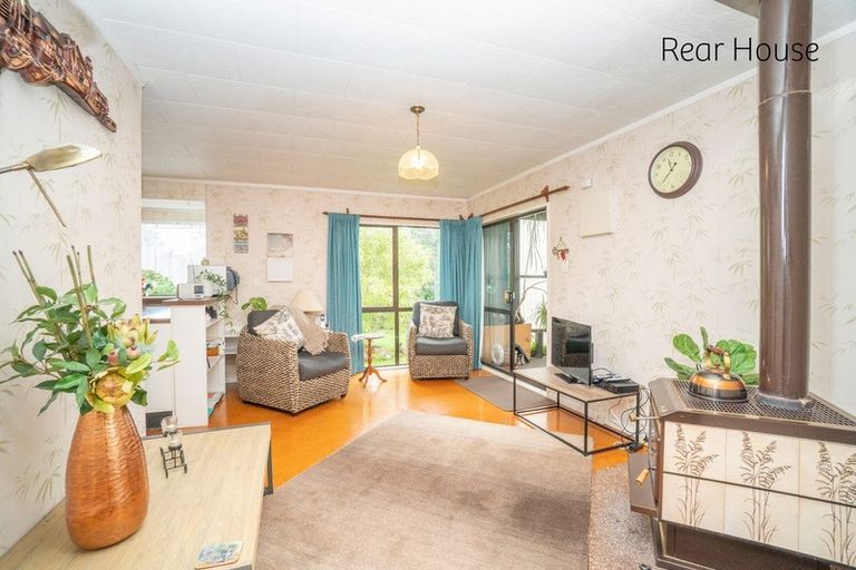 Photo of property in 765 Makerua Road, Tokomaru, Palmerston North, 4474