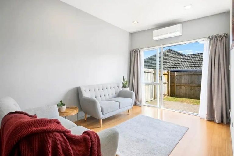 Photo of property in 1b Corin Avenue, Manurewa, Auckland, 2102