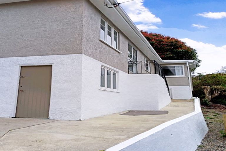 Photo of property in 60 Glen Road, Mornington, Dunedin, 9011