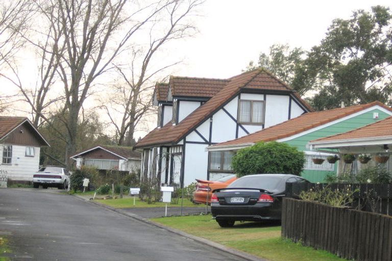 Photo of property in 12 Krippner Place, Dinsdale, Hamilton, 3204