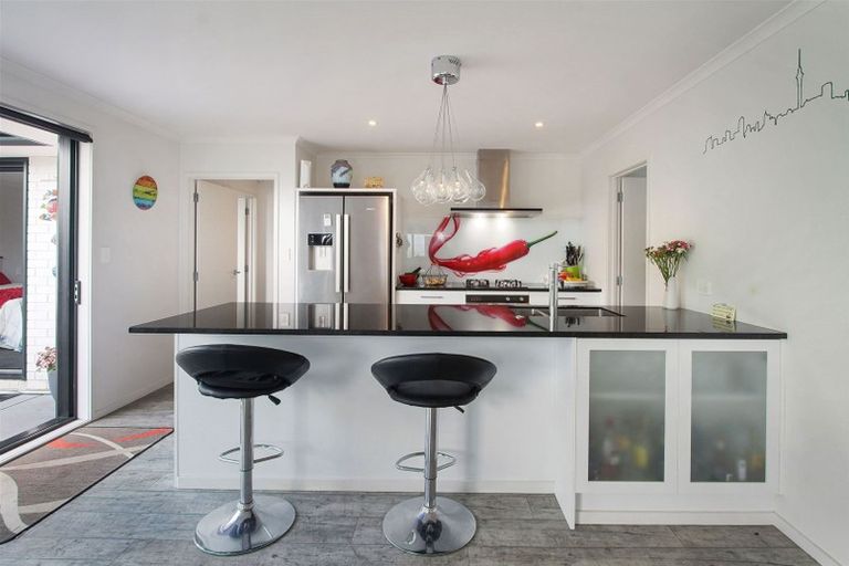 Photo of property in 3 Seaway Road, Clarks Beach, 2122