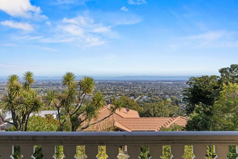 Photo of property in 8 Macmillan Avenue, Cashmere, Christchurch, 8022