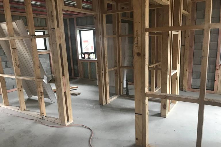 Photo of property in 80e Shakespeare Road, Waltham, Christchurch, 8023