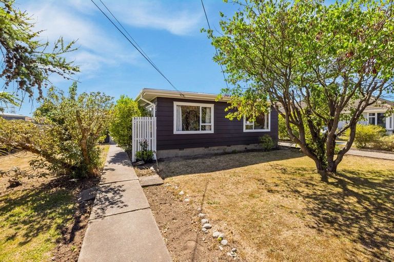 Photo of property in 26 Mortlake Street, Islington, Christchurch, 8042