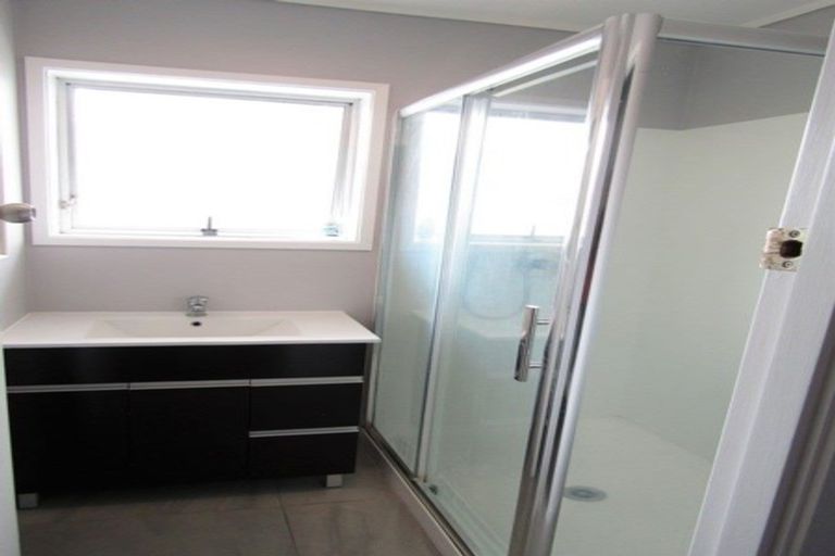 Photo of property in 121 Mahia Road, Wattle Downs, Auckland, 2103