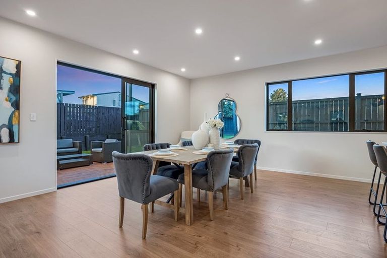 Photo of property in 11 Alexandra Street, Riverhead, 0820