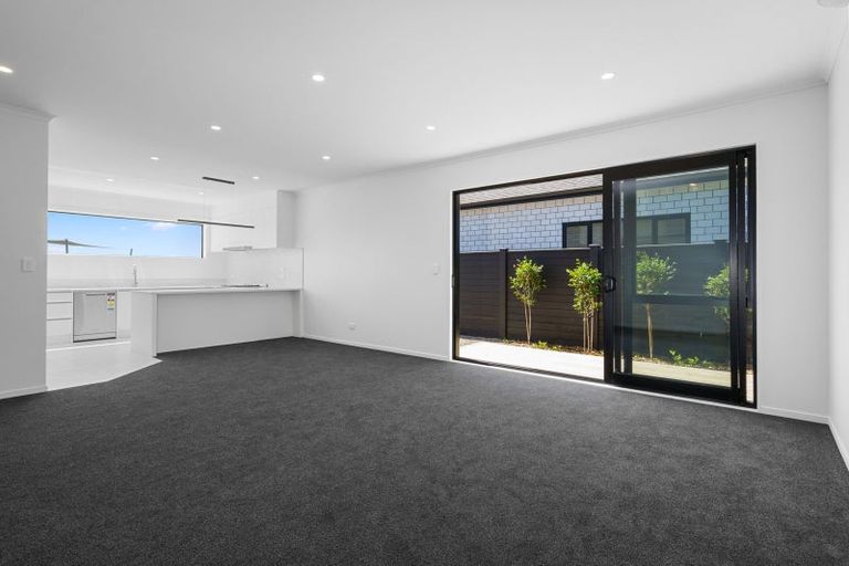 Photo of property in 38 Isobel Hodgson Drive, Cambridge, 3434