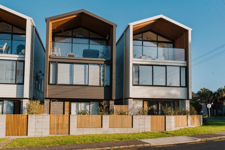 Photo of property in 1/15 Edinburgh Street, Waihi Beach, 3611