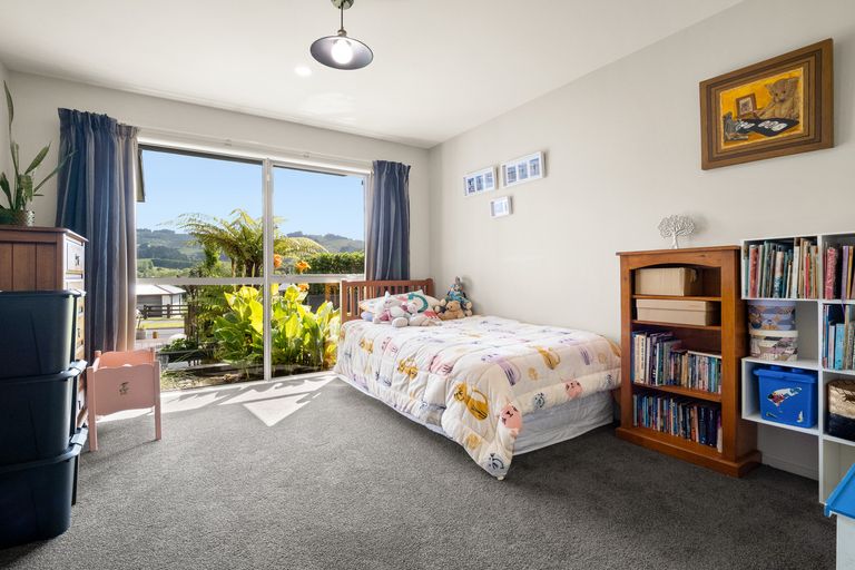 Photo of property in 24 Grandvista Drive, Green Island, Dunedin, 9018