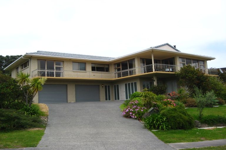 Photo of property in 67 Pacific Parade, Army Bay, Whangaparaoa, 0930