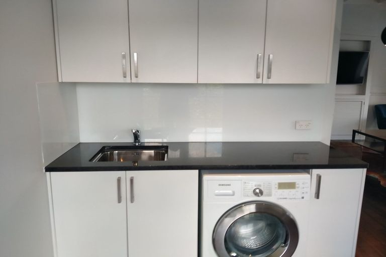 Photo of property in 56 Queen Street, Riverhead, 0820