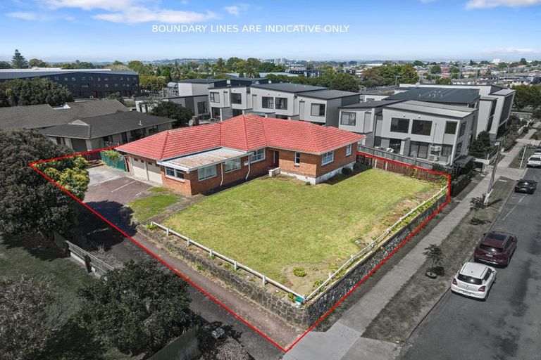 Photo of property in 4 Kenderdine Road, Papatoetoe, Auckland, 2025