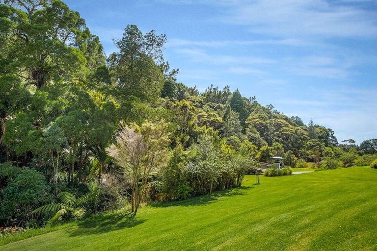 Photo of property in 90 Eaves Bush Parade, Orewa, 0931