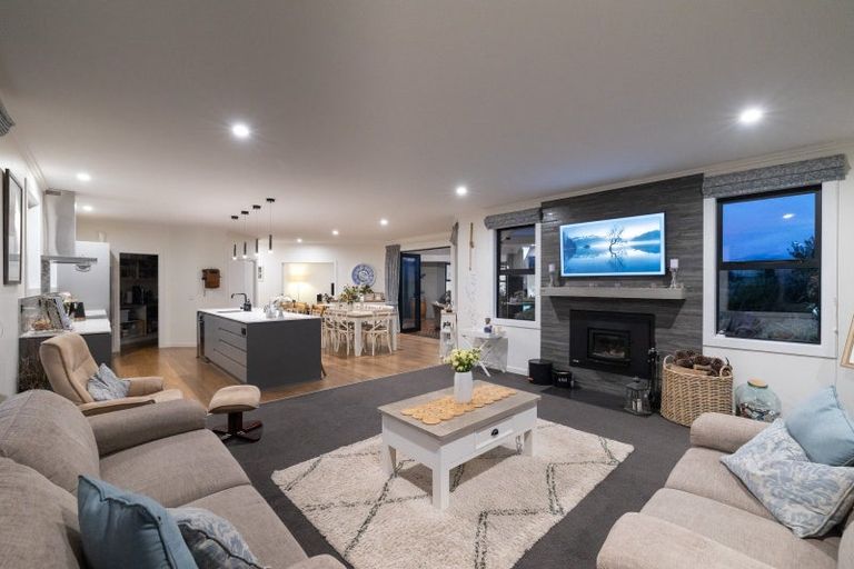 Photo of property in 6 Westmere Drive, Tasman, Upper Moutere, 7173