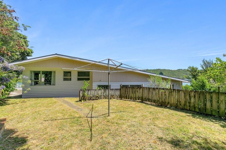 Photo of property in 3 Brora Crescent, Papakowhai, Porirua, 5024