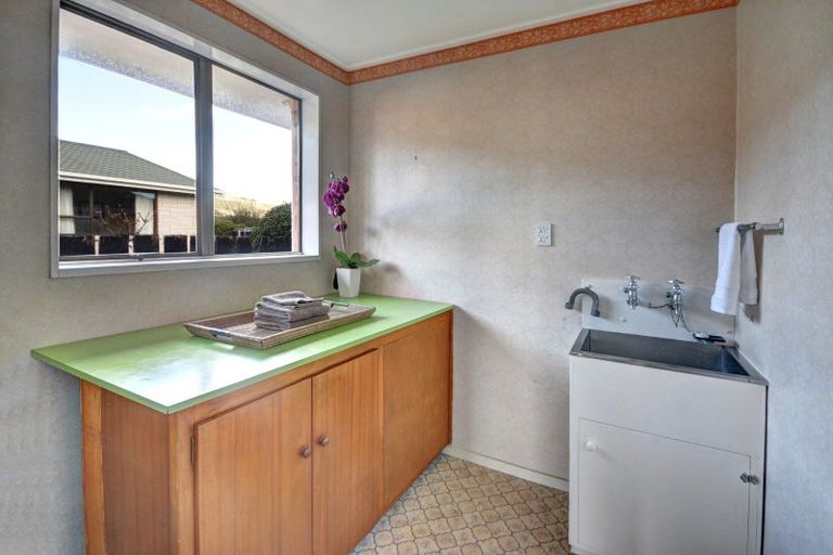 Photo of property in 13 Kent Place, Mosgiel, 9024