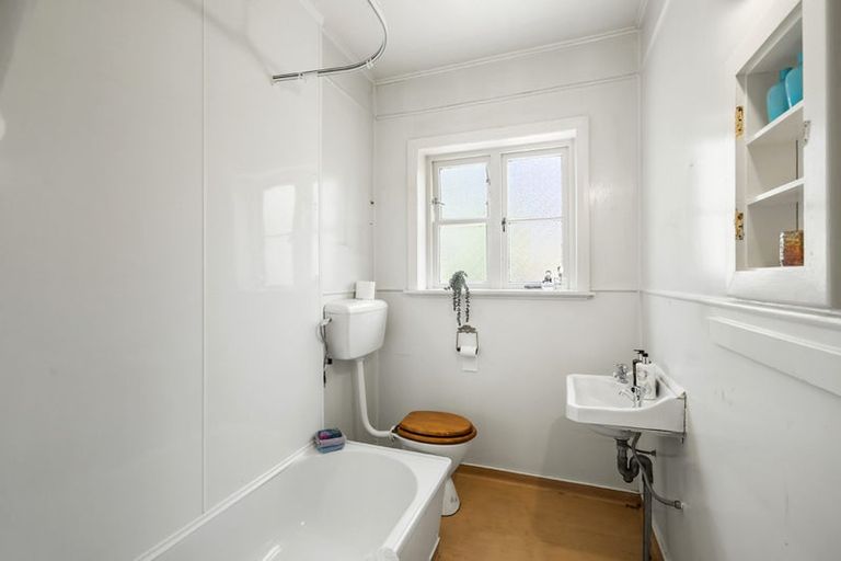 Photo of property in 9c Kerr Street, Devonport, Auckland, 0624