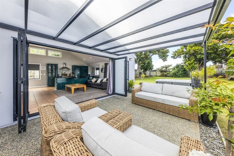 Photo of property in 15 Glen Avenue, Papatoetoe, Auckland, 2025