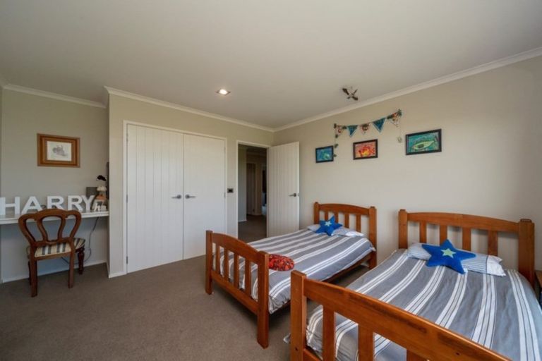 Photo of property in 396 Upland Road, Tarurutangi, New Plymouth, 4372